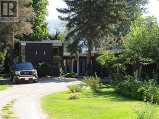 7413 Kirk Avenue. Summerland, British Columbia