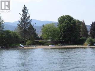 7413 Kirk Avenue. Summerland, British Columbia