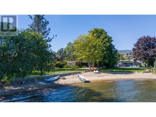 7413 Kirk Avenue. Summerland, British Columbia