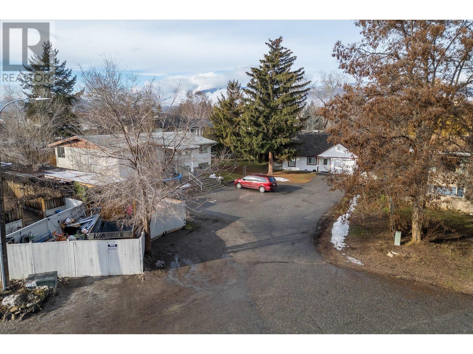 1402 / 1404 Inkar Road Lot# 1 & 2. Kelowna, British Columbia