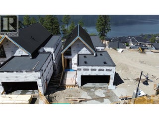 3700 Mckinley Beach Drive Unit# 6. Kelowna, British Columbia