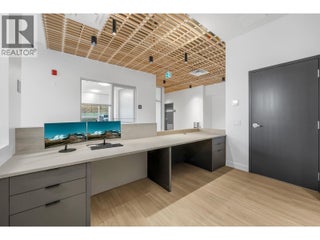 3700 Mckinley Beach Drive Unit# 6. Kelowna, British Columbia