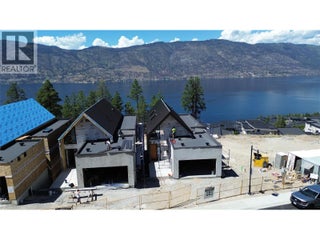 3700 Mckinley Beach Drive Unit# 6. Kelowna, British Columbia