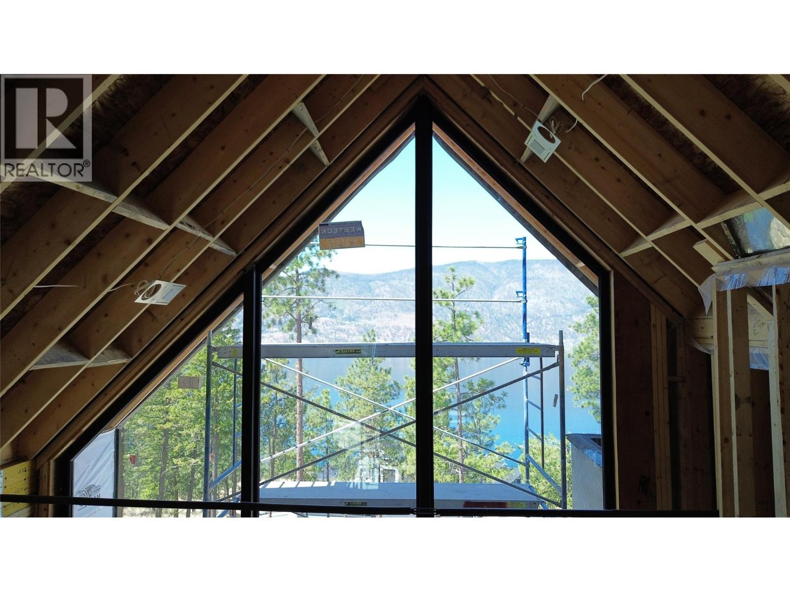 3700 Mckinley Beach Drive Unit# 6. Kelowna, British Columbia