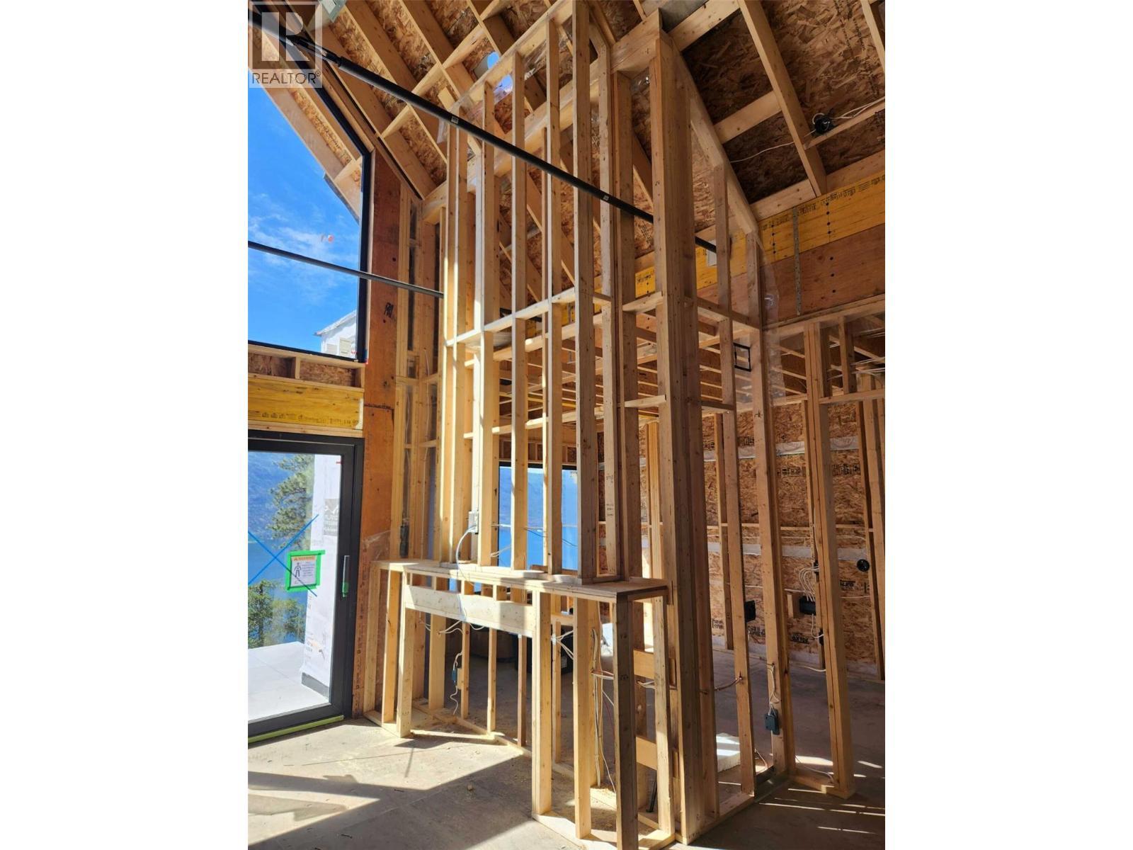 3700 Mckinley Beach Drive Unit# 6. Kelowna, British Columbia