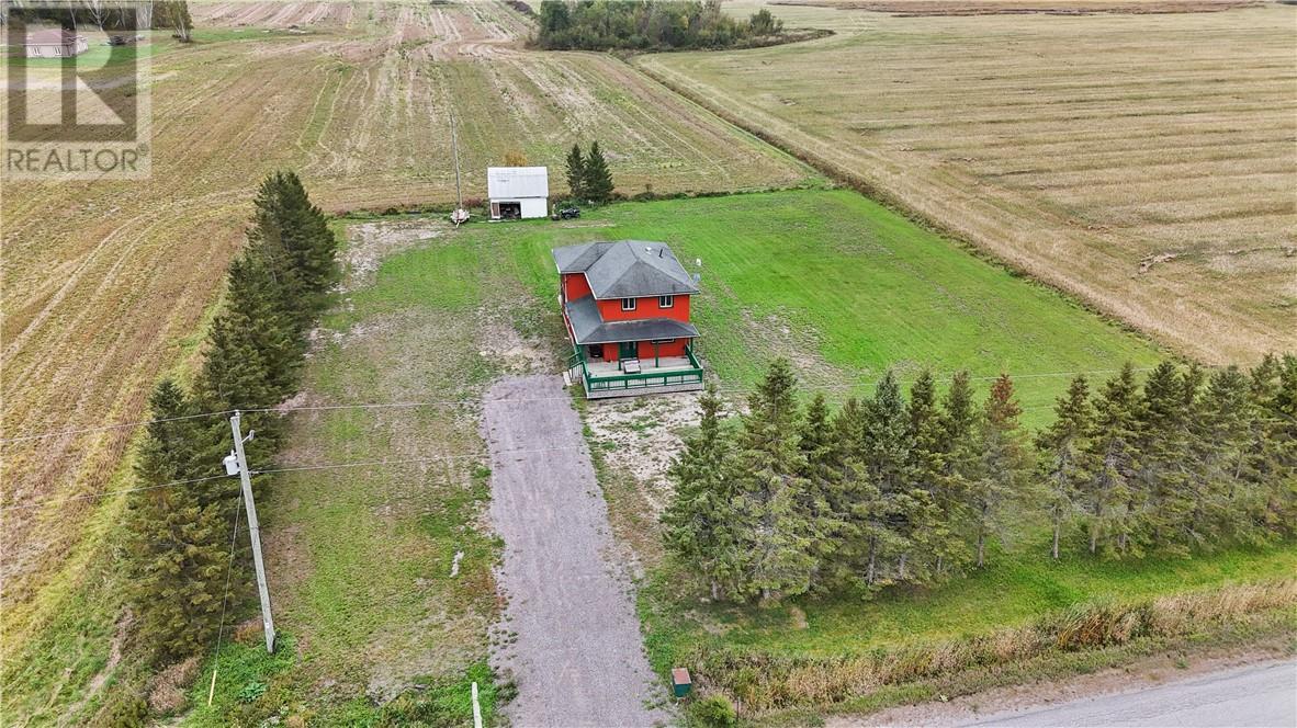 1234 Levac, Cache Bay Property Listing MLS® 2119308