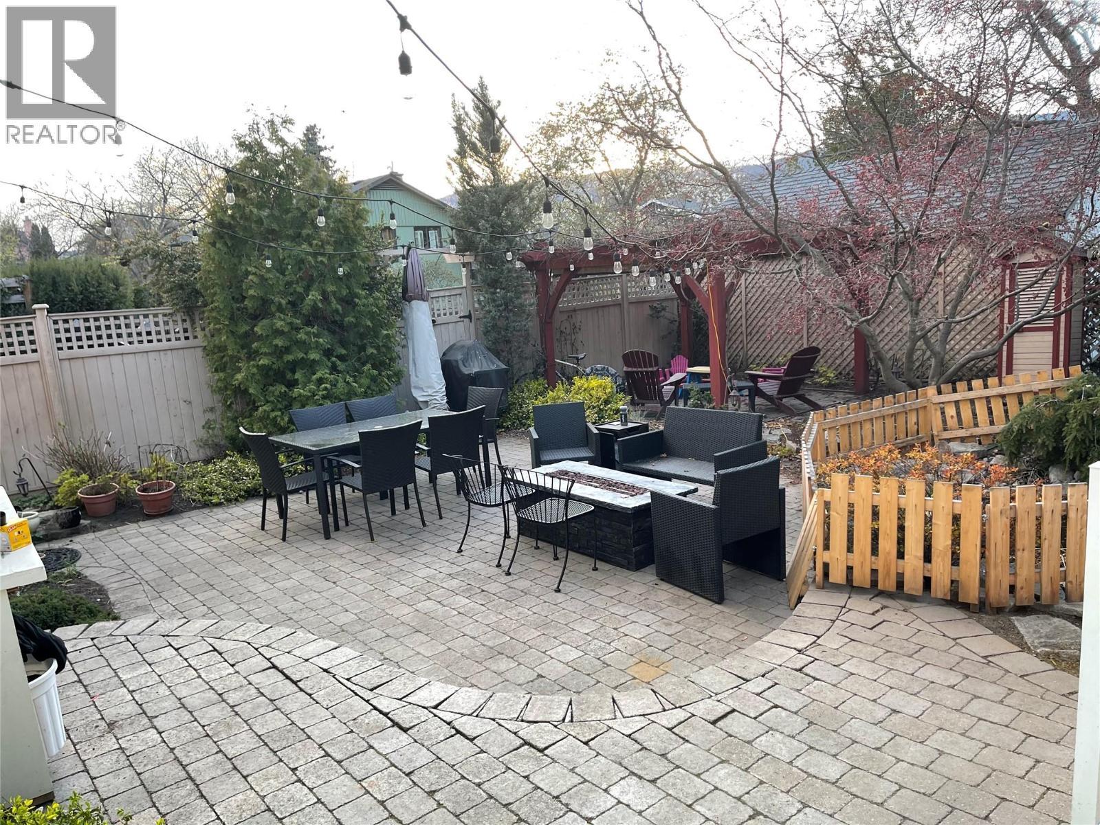 1912 Abbott Street. Kelowna, British Columbia