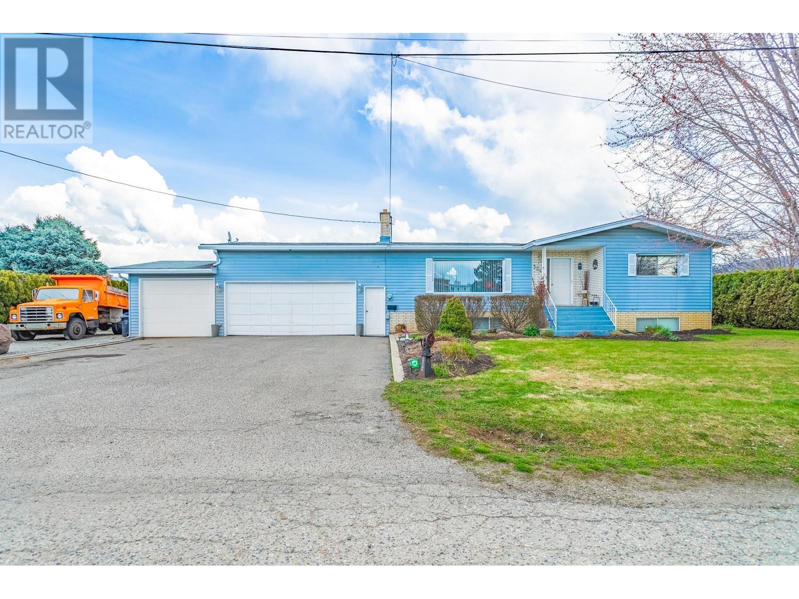 3249 St. Amand Road. Kelowna, British Columbia