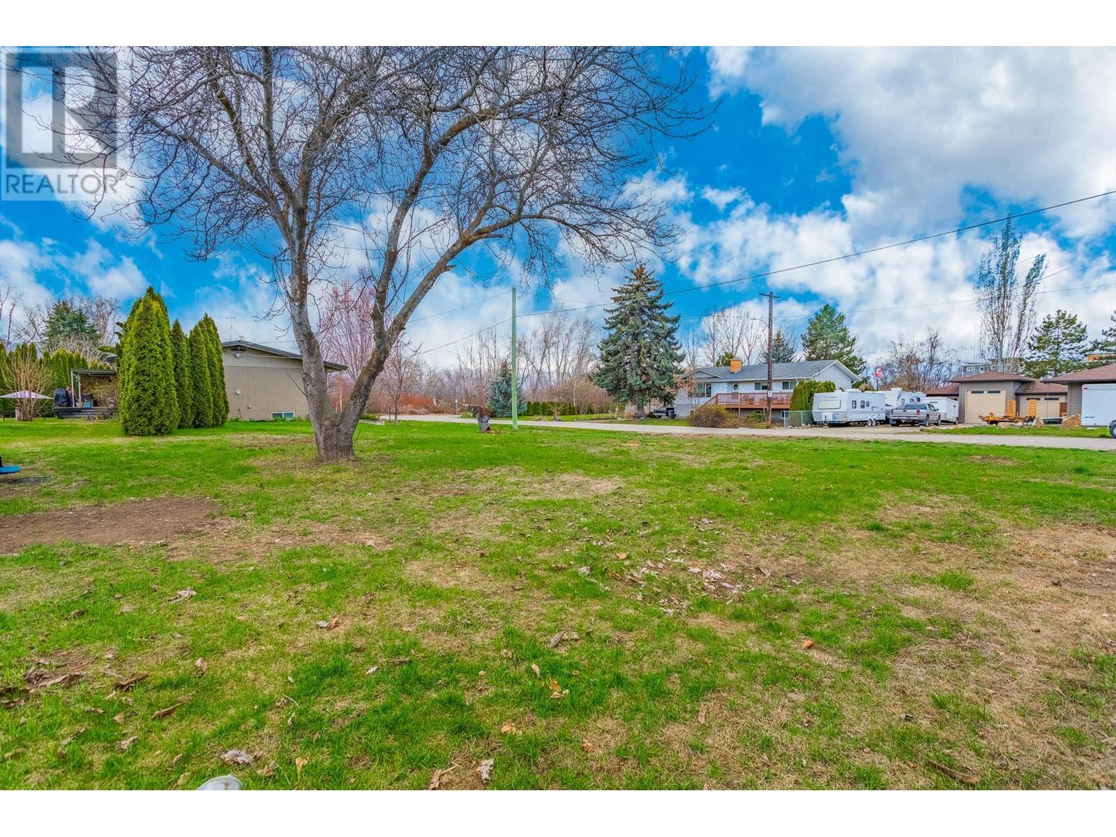 3259 St. Amand Road. Kelowna, British Columbia