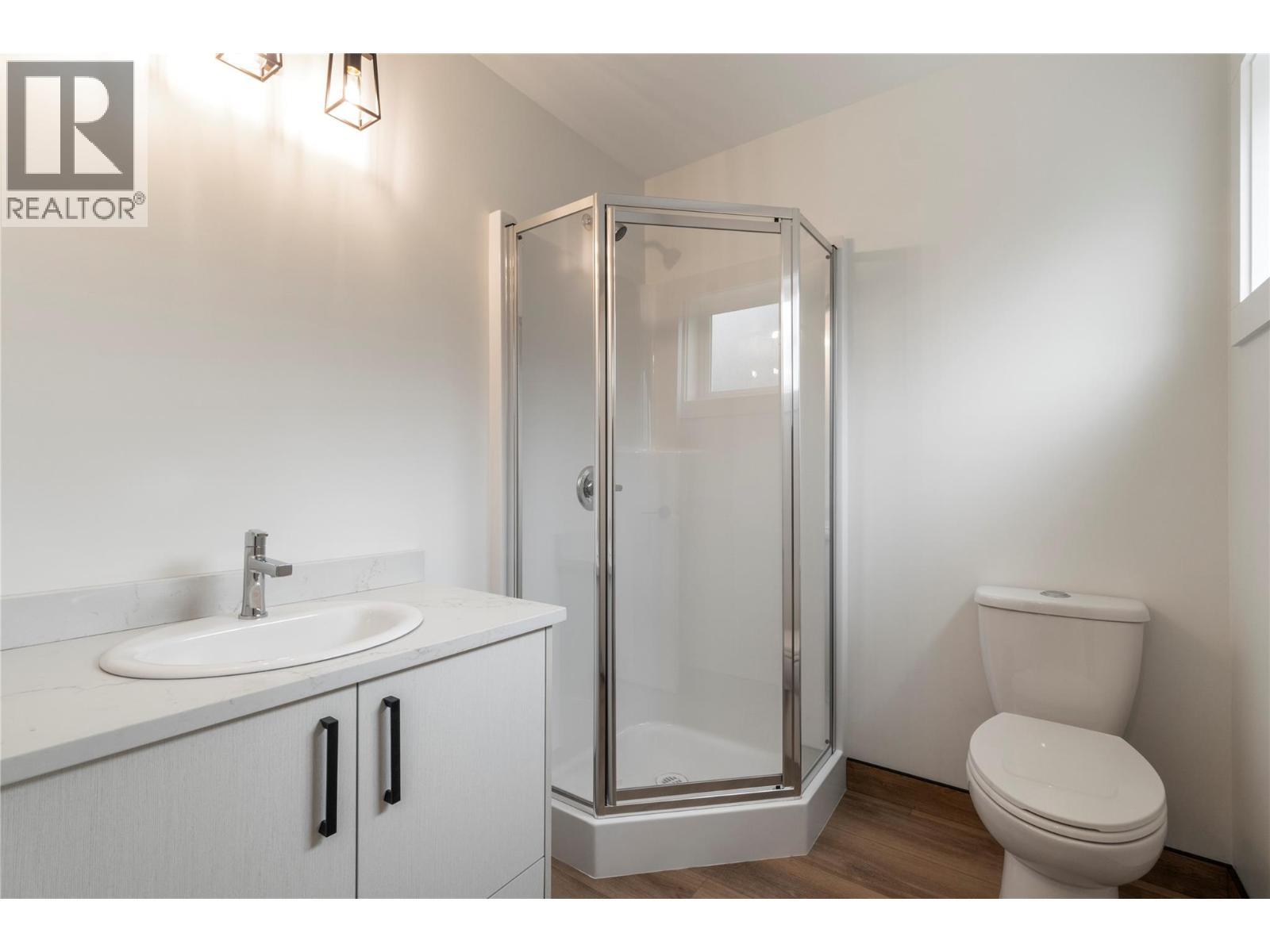 981 12 Street Se Unit# 29. Salmon Arm, British Columbia