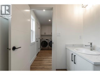 981 12 Street Se Unit# 29. Salmon Arm, British Columbia