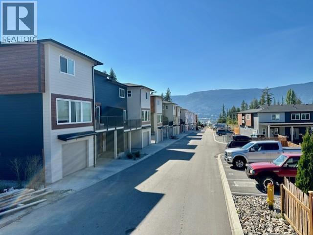 981 12 Street Se Unit# 29. Salmon Arm, British Columbia
