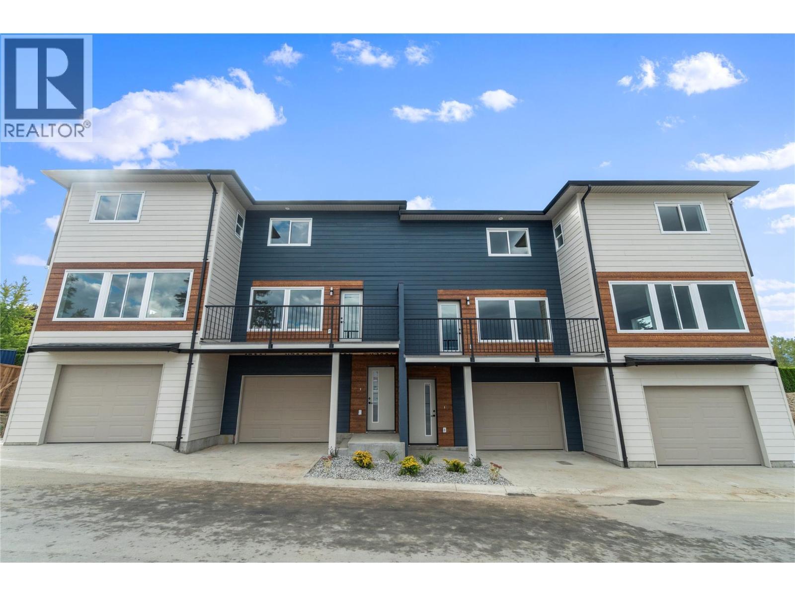981 12 Street Se Unit# 29. Salmon Arm, British Columbia