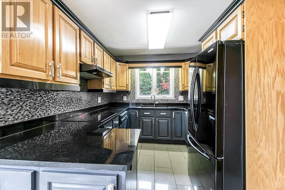 1332 Paquette Street, Sudbury Property Listing MLS® 2119544