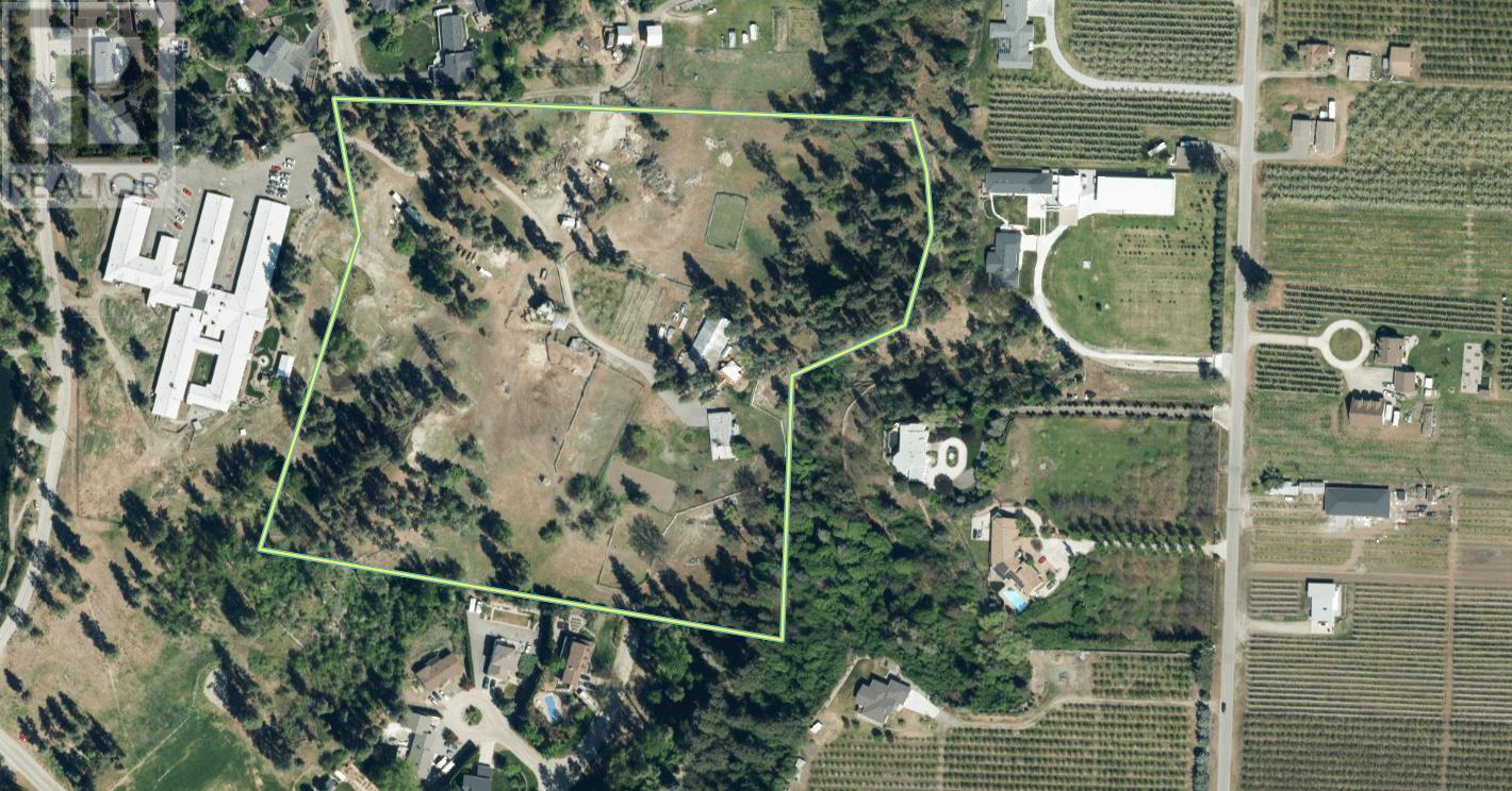 2718 O'reilly Road. Kelowna, British Columbia