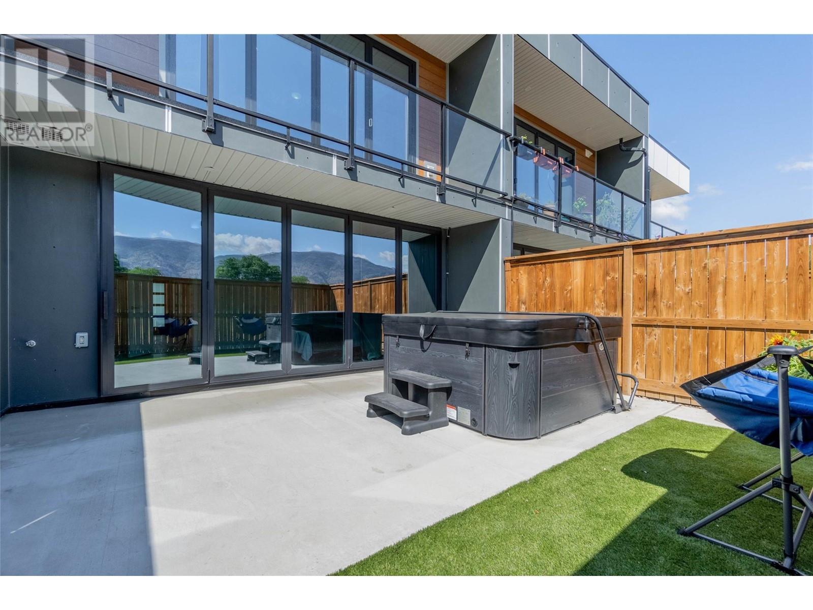 5995 Oliver Landing Crescent Unit# 11. Oliver, British Columbia