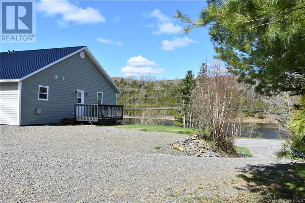 388 East Riverside Drive, PerthAndover Property Listing MLS® NB108385