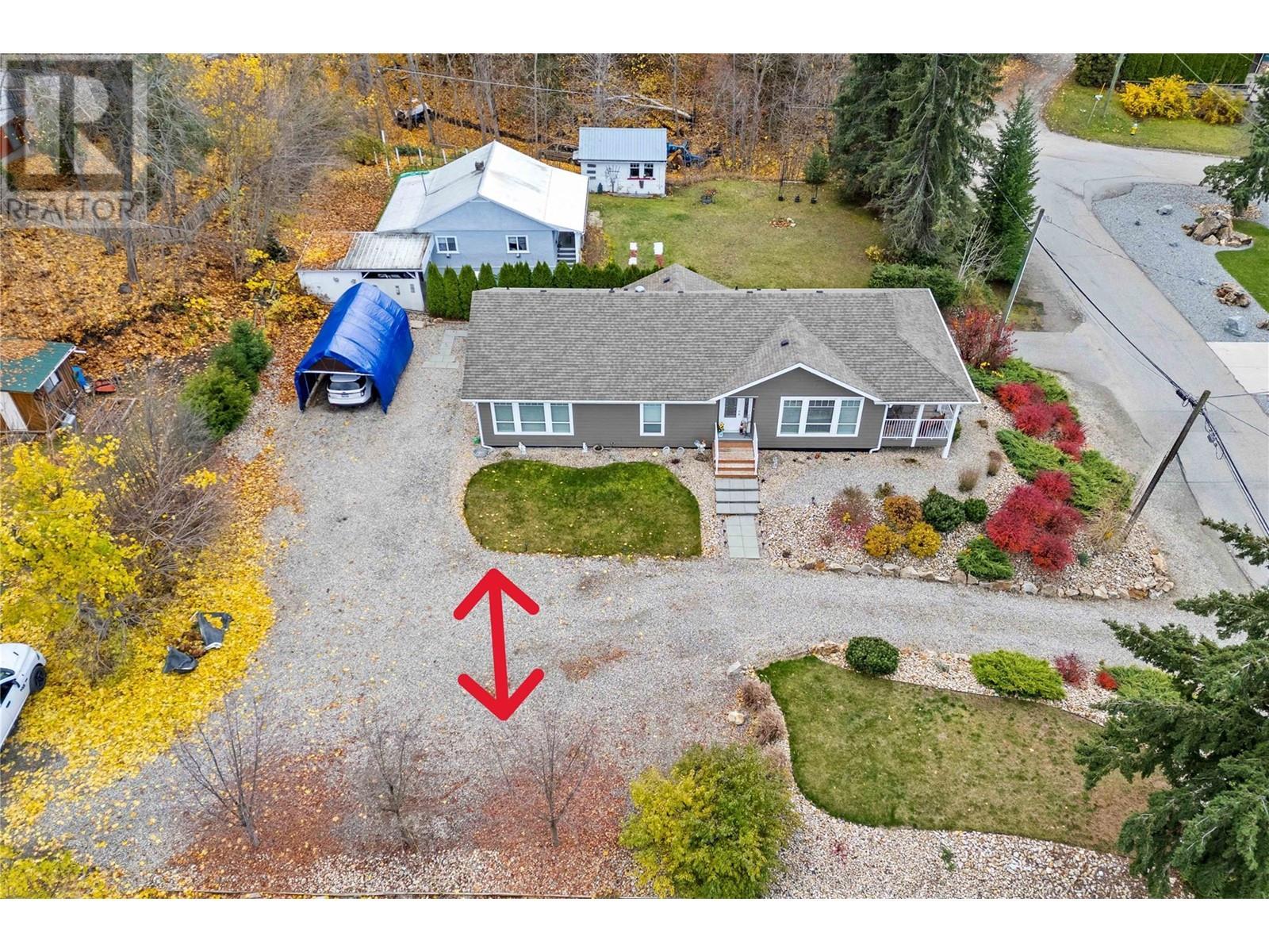 350 & 370 10 Street Se Lot# Lots 3 & 4. Salmon Arm, British Columbia