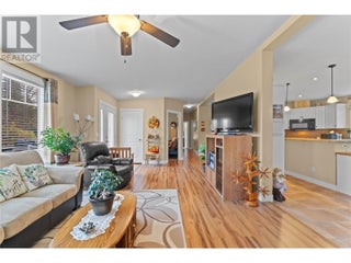 350 & 370 10 Street Se Lot# Lots 3 & 4. Salmon Arm, British Columbia