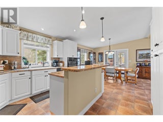 350 & 370 10 Street Se Lot# Lots 3 & 4. Salmon Arm, British Columbia