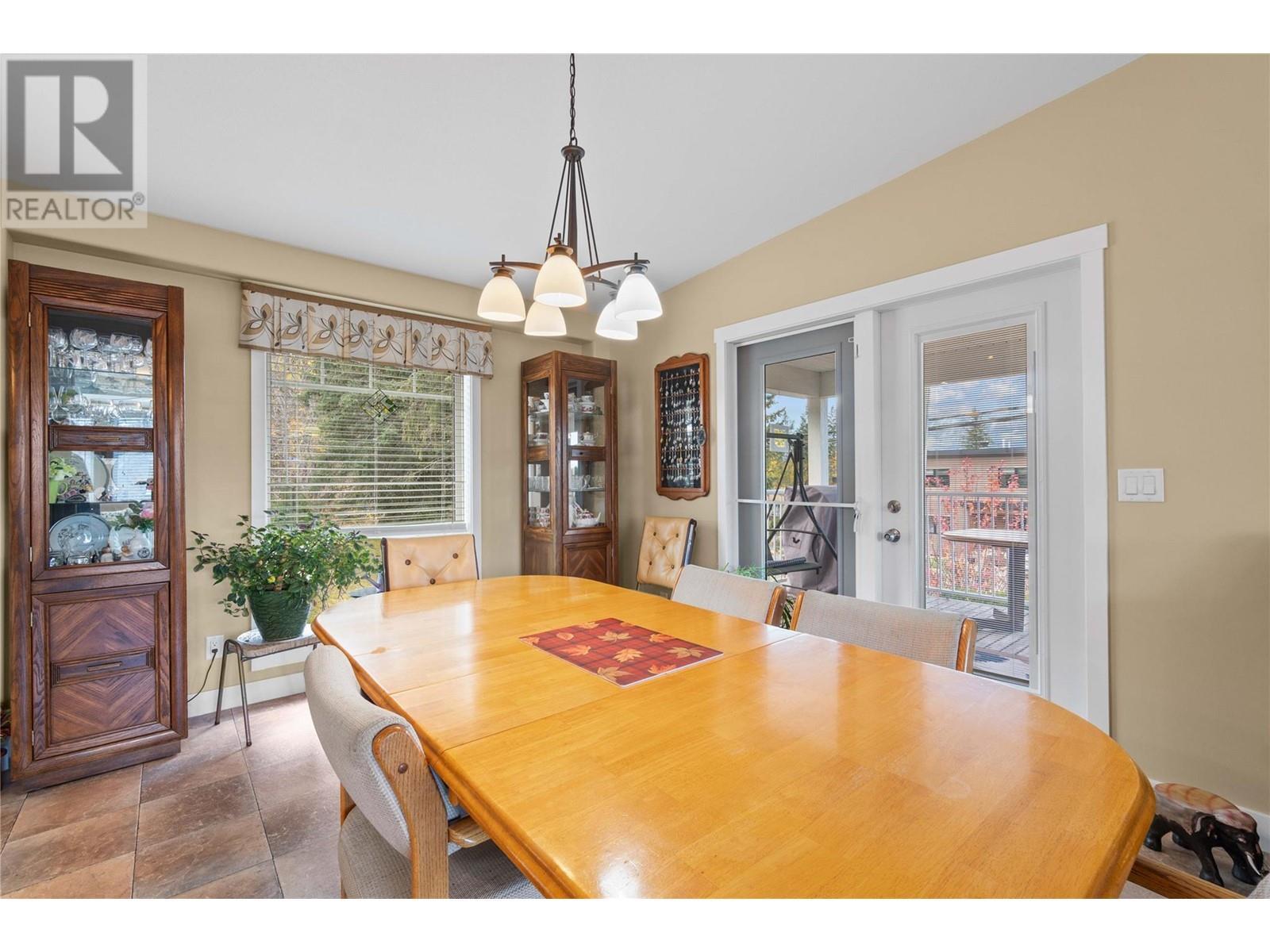 350 & 370 10 Street Se Lot# Lots 3 & 4. Salmon Arm, British Columbia