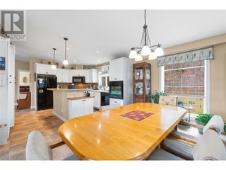 350 & 370 10 Street Se Lot# Lots 3 & 4. Salmon Arm, British Columbia