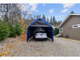 350 & 370 10 Street Se Lot# Lots 3 & 4. Salmon Arm, British Columbia