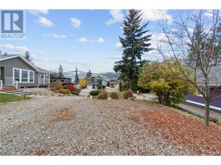 350 & 370 10 Street Se Lot# Lots 3 & 4. Salmon Arm, British Columbia