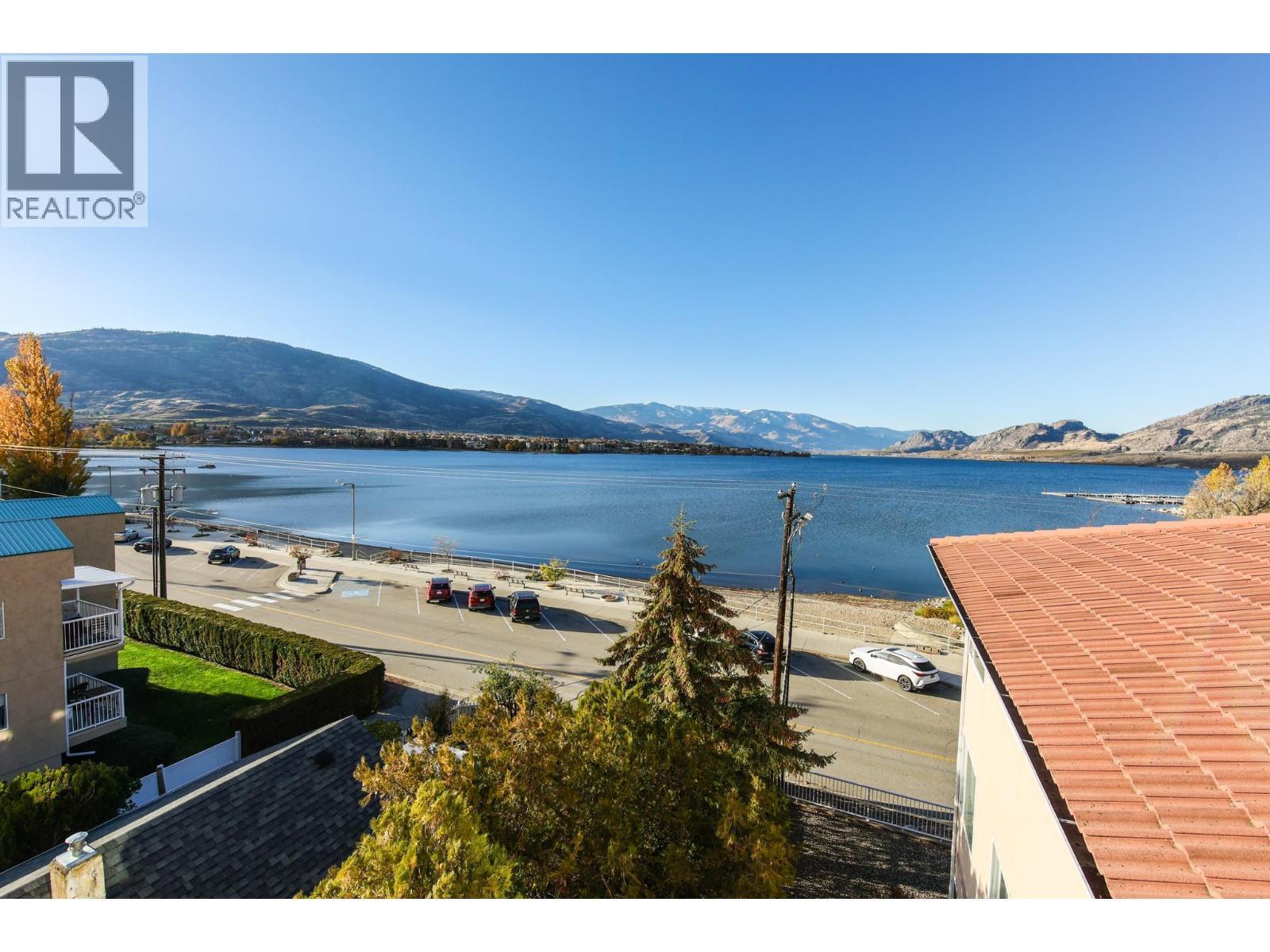 6805 Cottonwood Drive Unit# 400. Osoyoos, British Columbia
