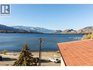 6805 Cottonwood Drive Unit# 400. Osoyoos, British Columbia