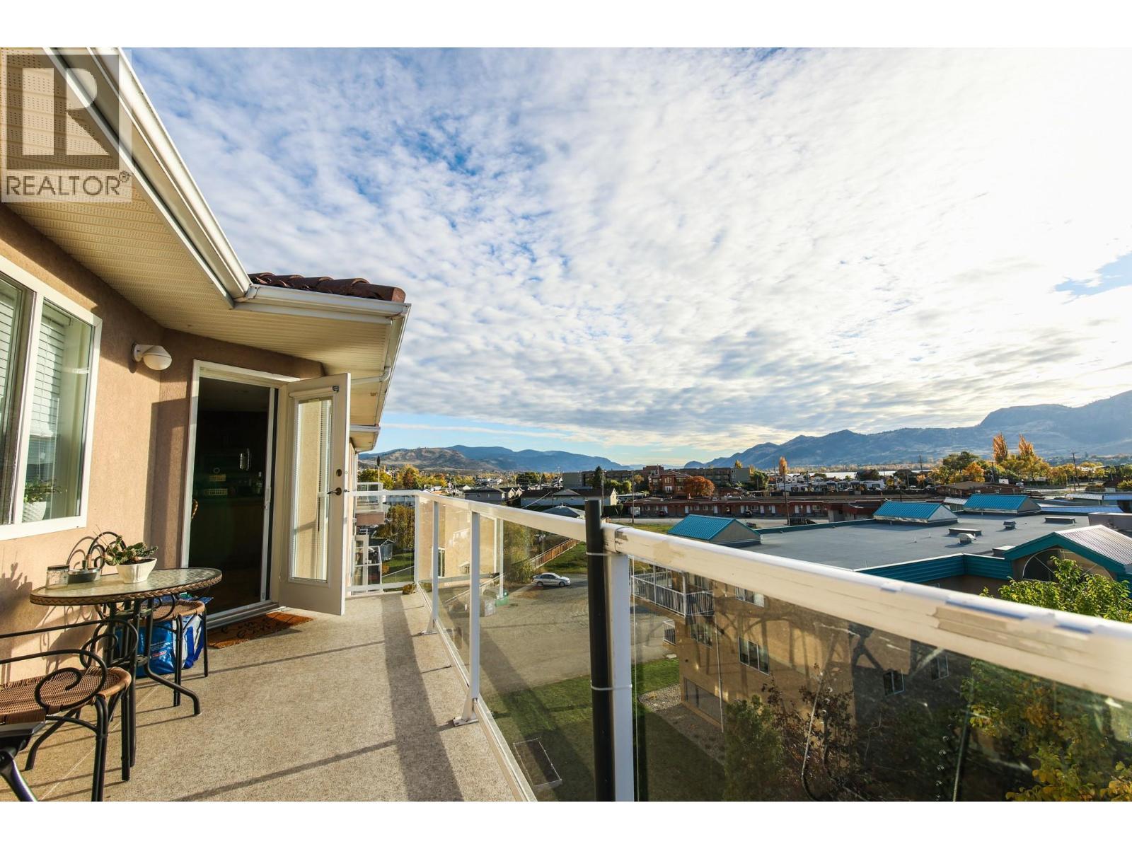 6805 Cottonwood Drive Unit# 400. Osoyoos, British Columbia