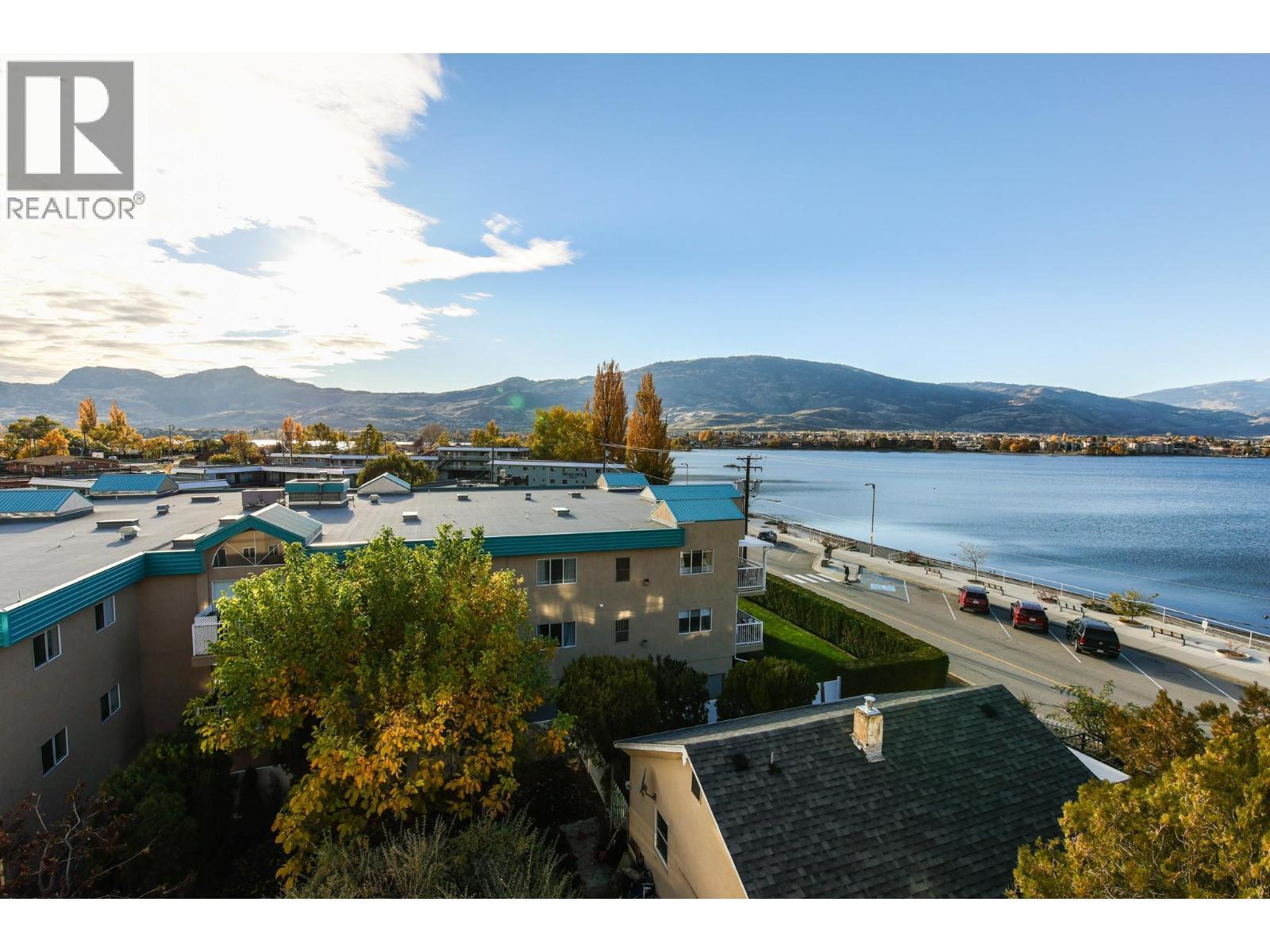 6805 Cottonwood Drive Unit# 400. Osoyoos, British Columbia