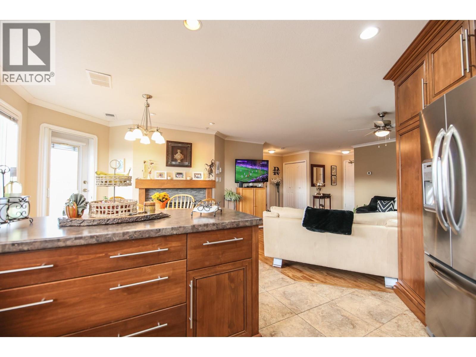 6805 Cottonwood Drive Unit# 400. Osoyoos, British Columbia