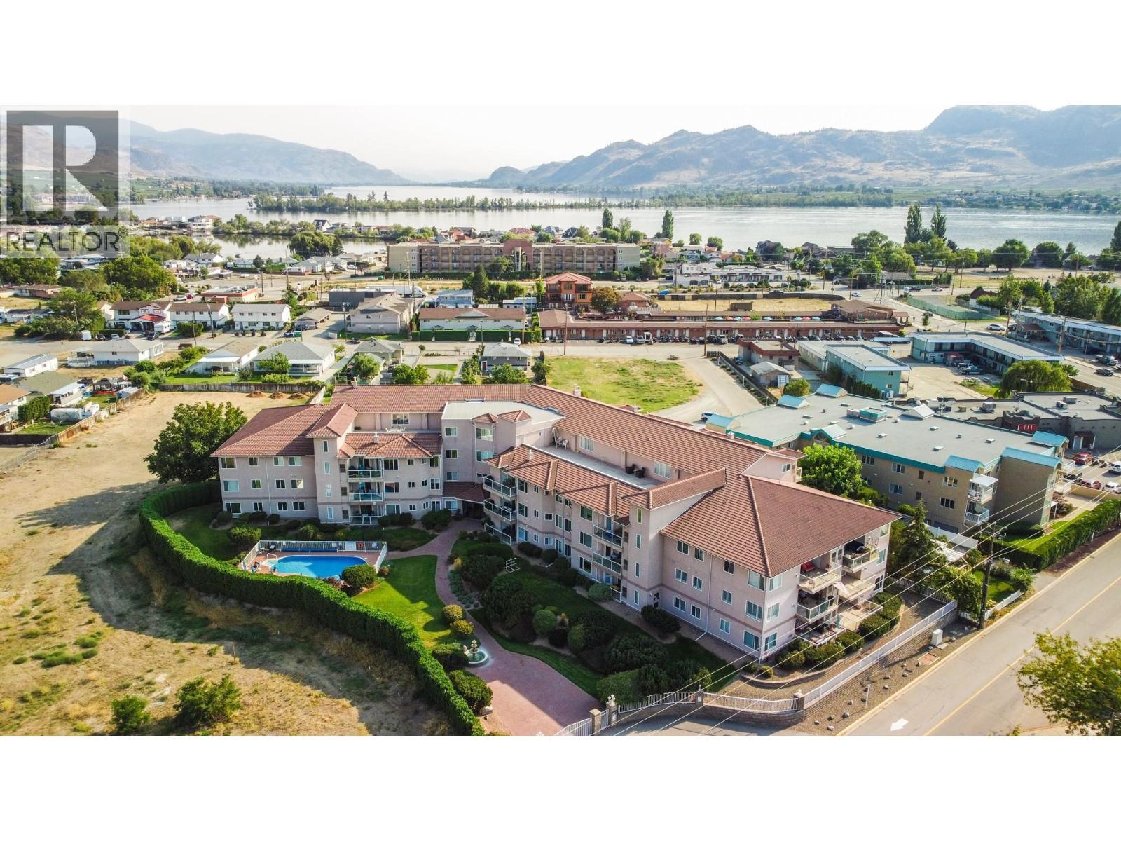 6805 Cottonwood Drive Unit# 400. Osoyoos, British Columbia
