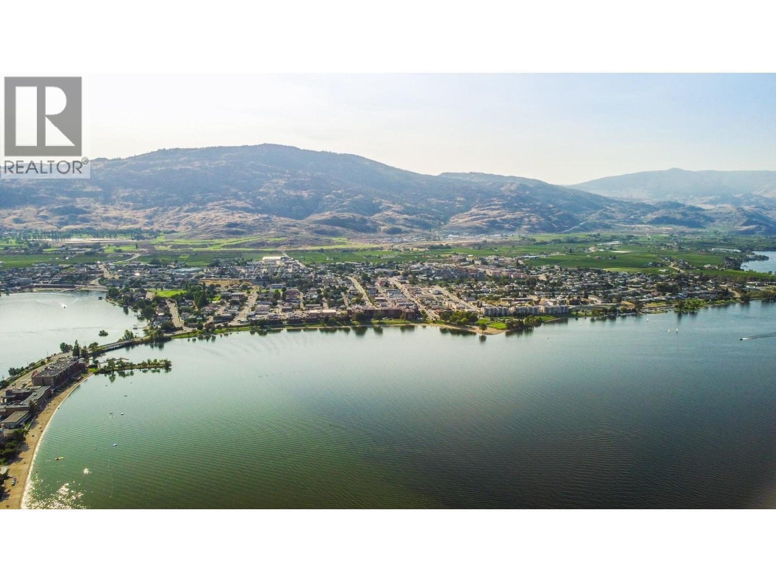 6805 Cottonwood Drive Unit# 400. Osoyoos, British Columbia