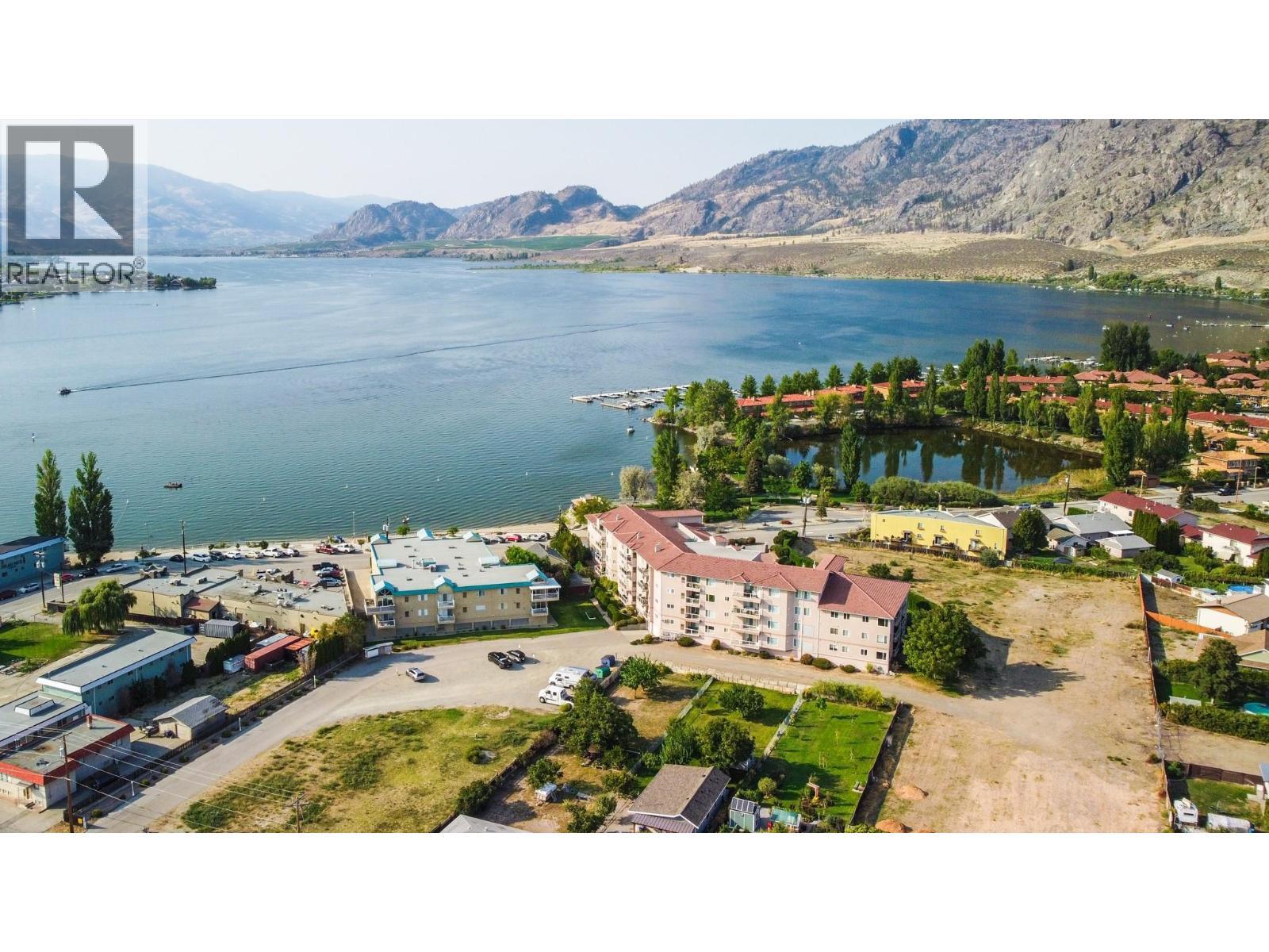 6805 Cottonwood Drive Unit# 400. Osoyoos, British Columbia