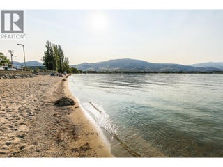 6805 Cottonwood Drive Unit# 400. Osoyoos, British Columbia