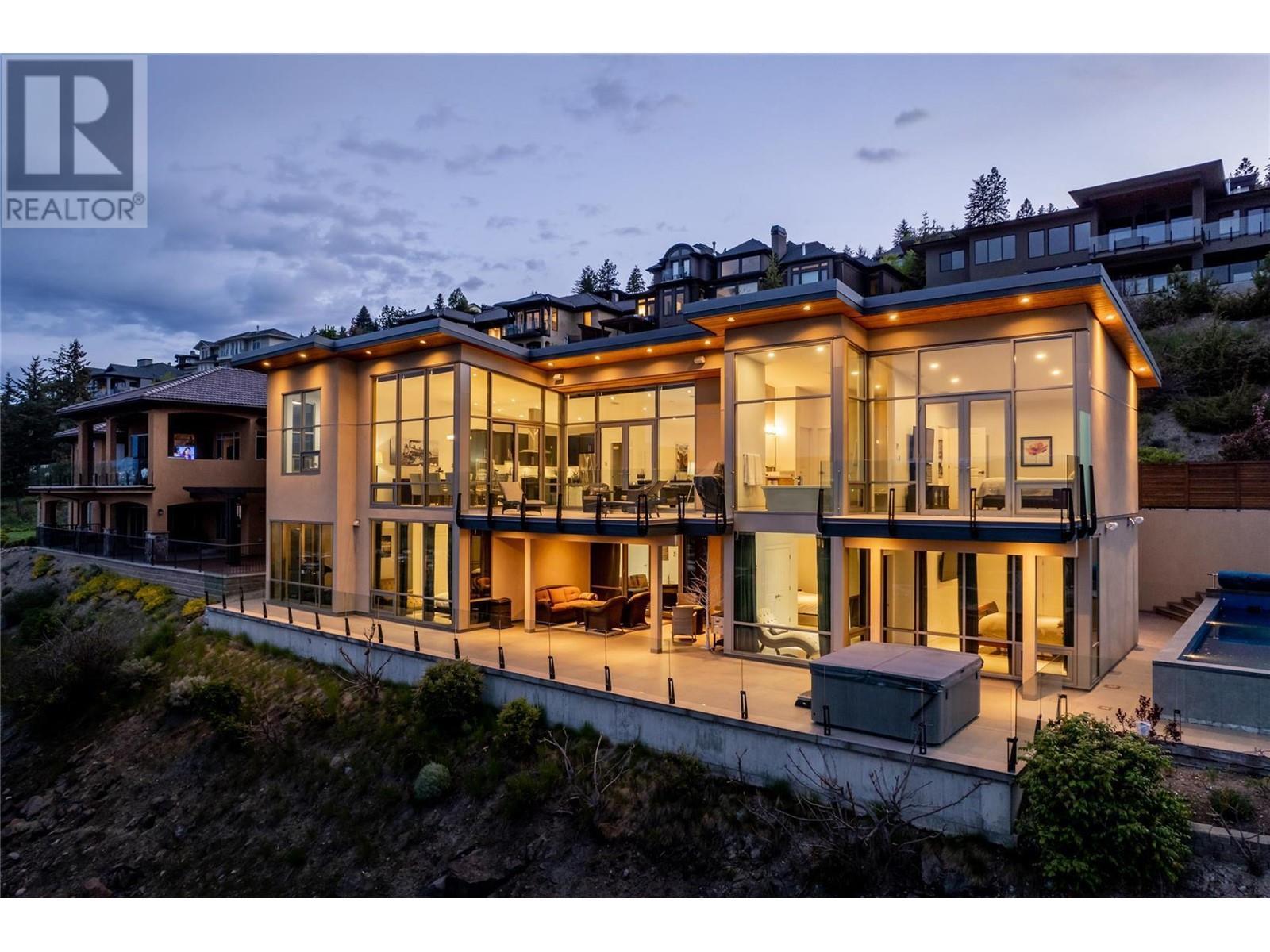 1737 Scott Crescent. West Kelowna, British Columbia