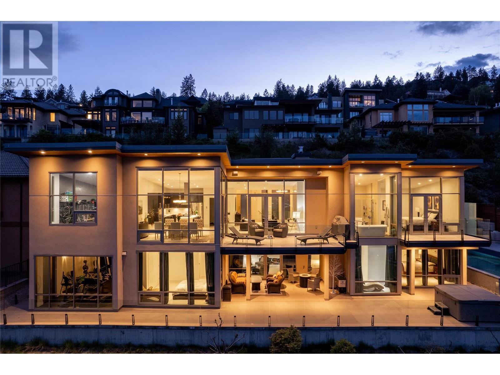 1737 Scott Crescent. West Kelowna, British Columbia