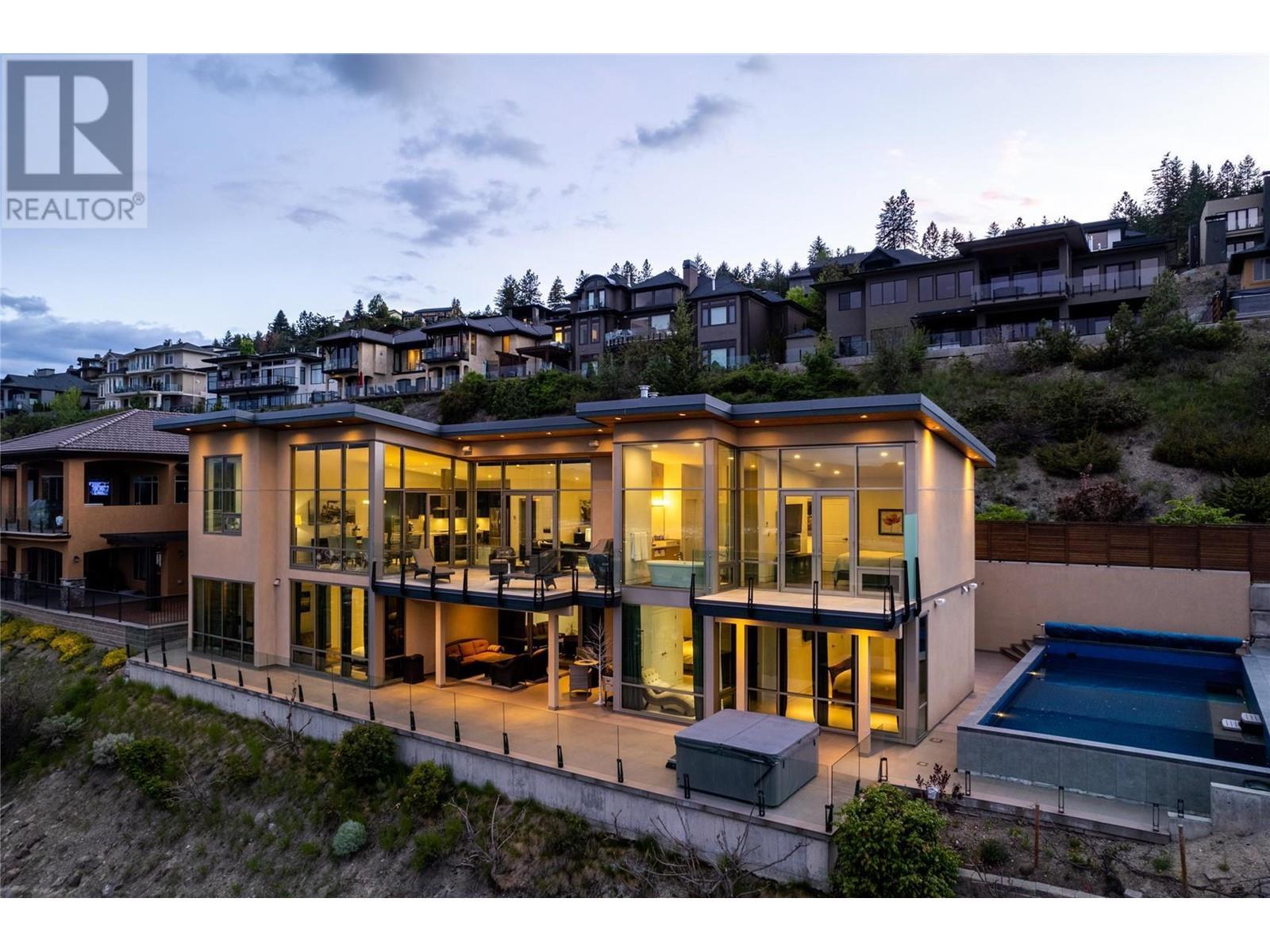 1737 Scott Crescent. West Kelowna, British Columbia