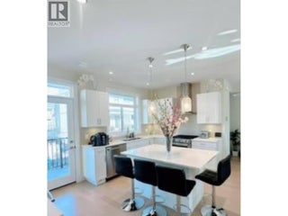 1102 Cameron Avenue Unit# 26. Kelowna, British Columbia