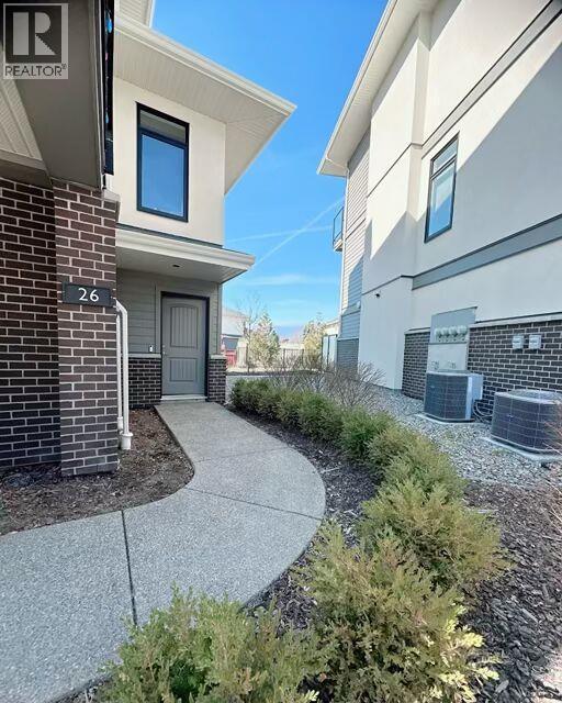 1102 Cameron Avenue Unit# 26. Kelowna, British Columbia
