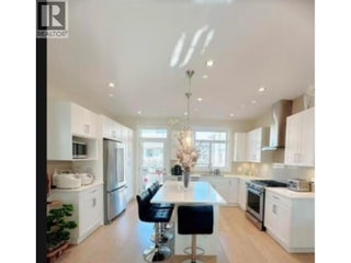 1102 Cameron Avenue Unit# 26. Kelowna, British Columbia