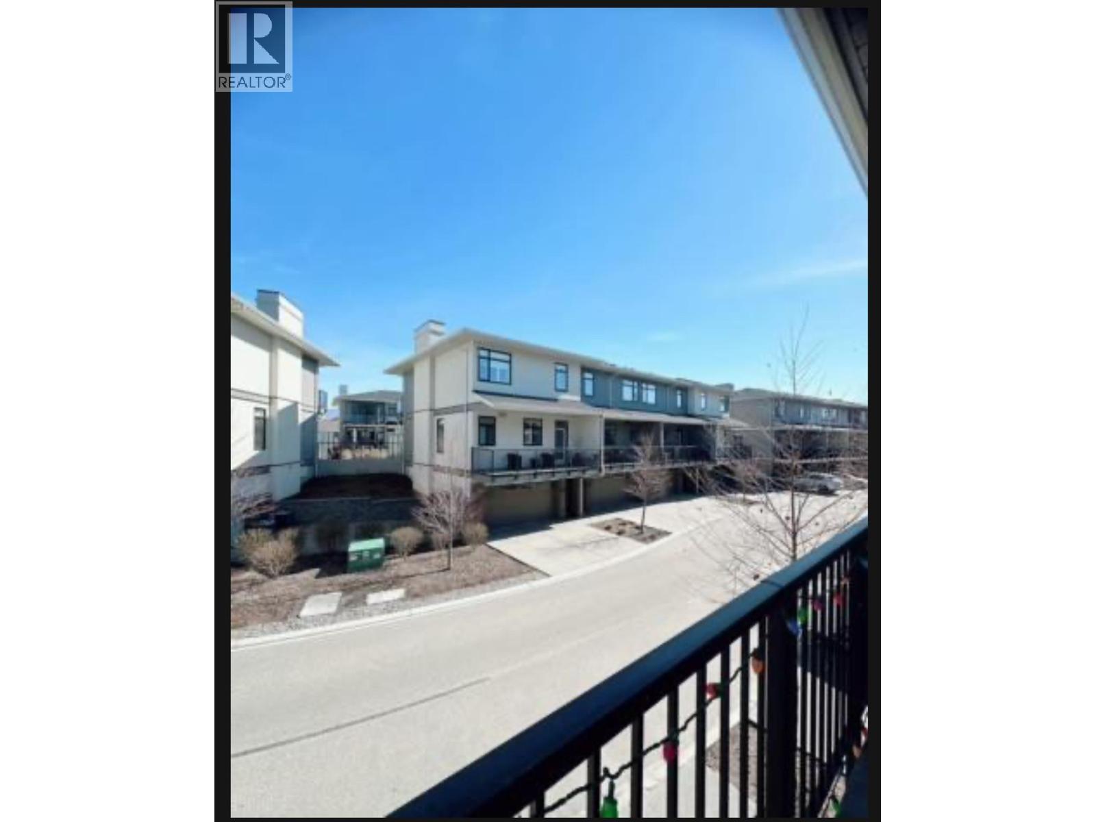 1102 Cameron Avenue Unit# 26. Kelowna, British Columbia