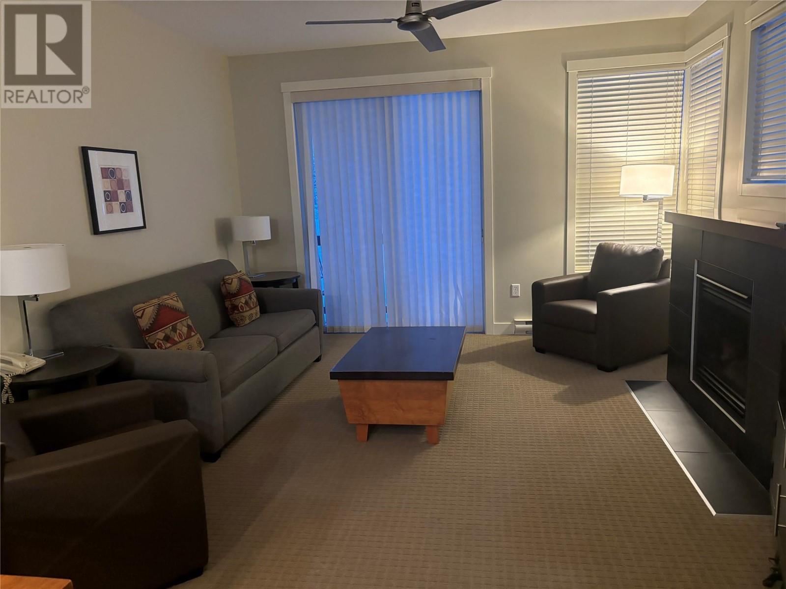 2049 Summit Drive Unit# 314d. Panorama, British Columbia