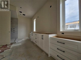 1122 Carnoustie Drive. Kelowna, British Columbia