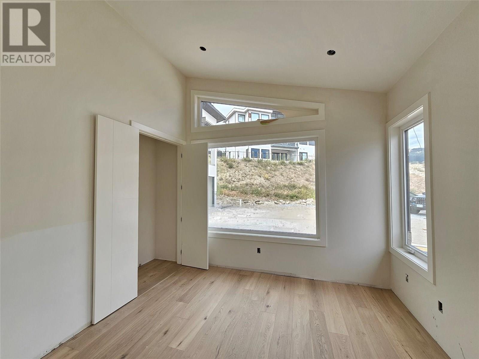 1122 Carnoustie Drive. Kelowna, British Columbia