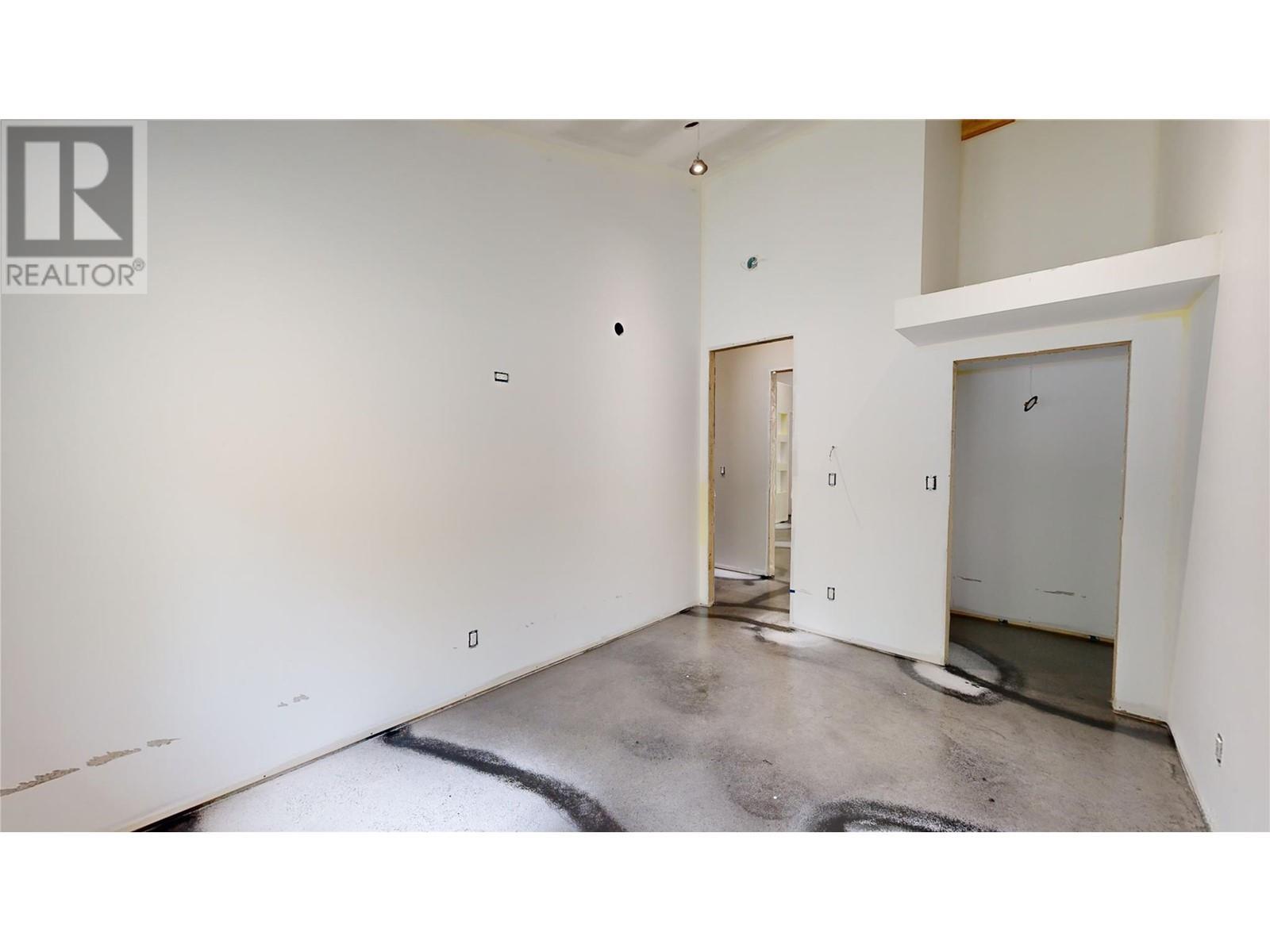 40 Lidstone Road. Salmon Arm, British Columbia