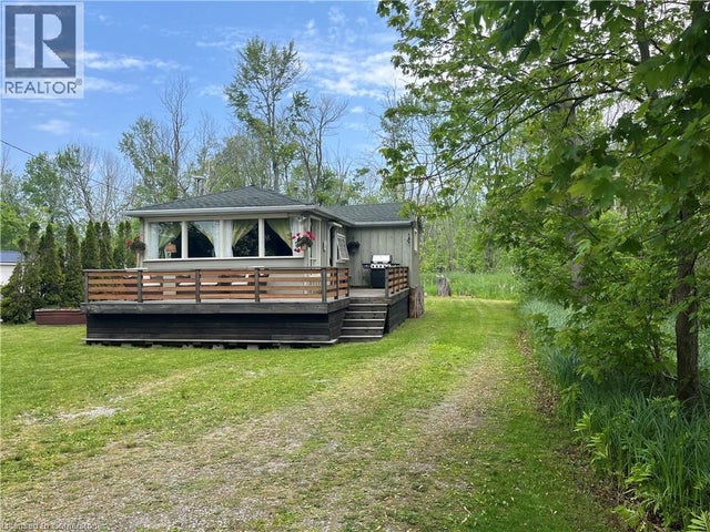826 Sandy Bay Road, Dunnville