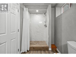 450 Mcdonald Road. Kelowna, British Columbia